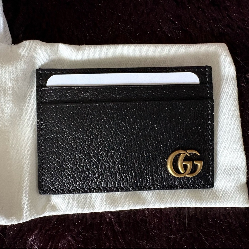 Gucci Black and Gold Money Clip, Key Card Holder with Iconic GG Logo. Brand new